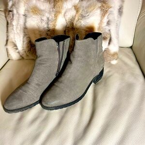 SOLD
Carlson Miller Water Resistant Boot